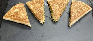 Tortilla celozrnná s tuňákem a zeleninou